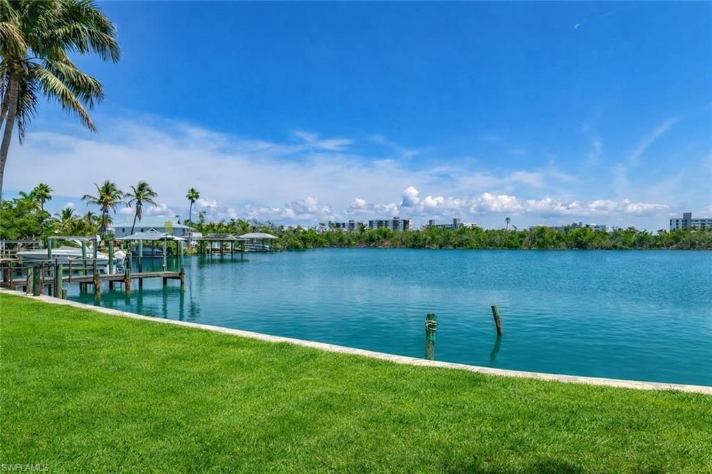 7861 Buccaneer Dr, Fort Myers Beach, FL 33931 Photo