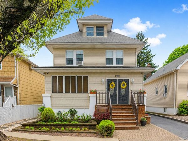 109 Adams Avenue , Staten Island, NY 10306