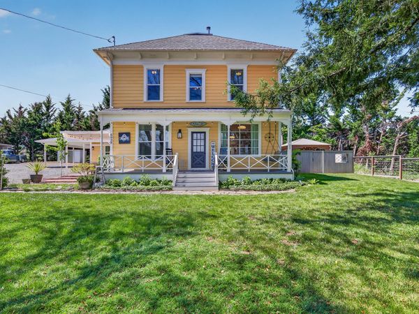 6928 Wagner Creek Road, Talent, OR 97540