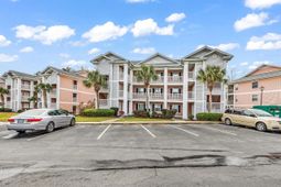 602 Waterway Village Ave.  photo 4