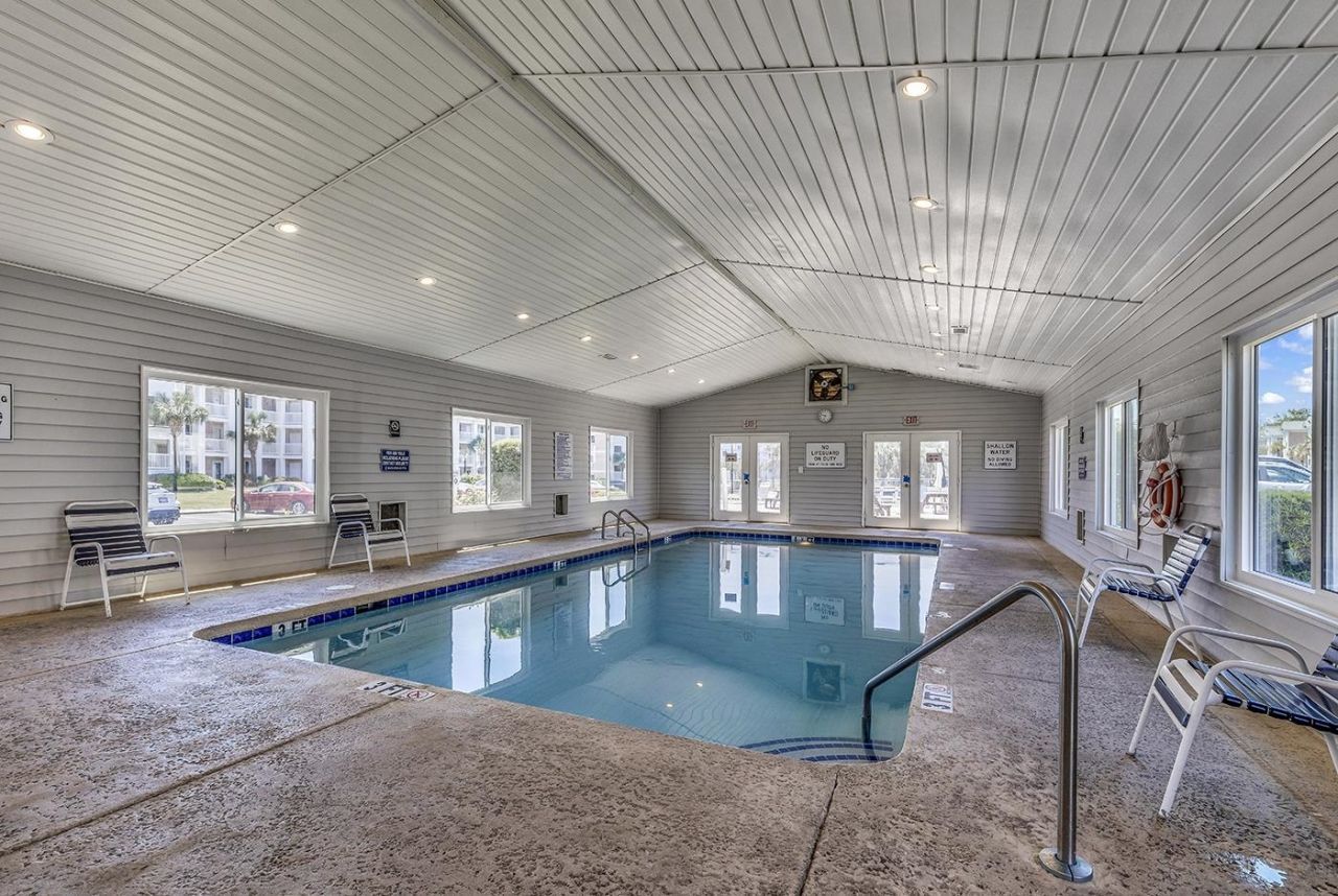 602 Waterway Village Ave.  Photo 4