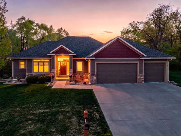 13317 Quebec Avenue , Savage, MN 55378