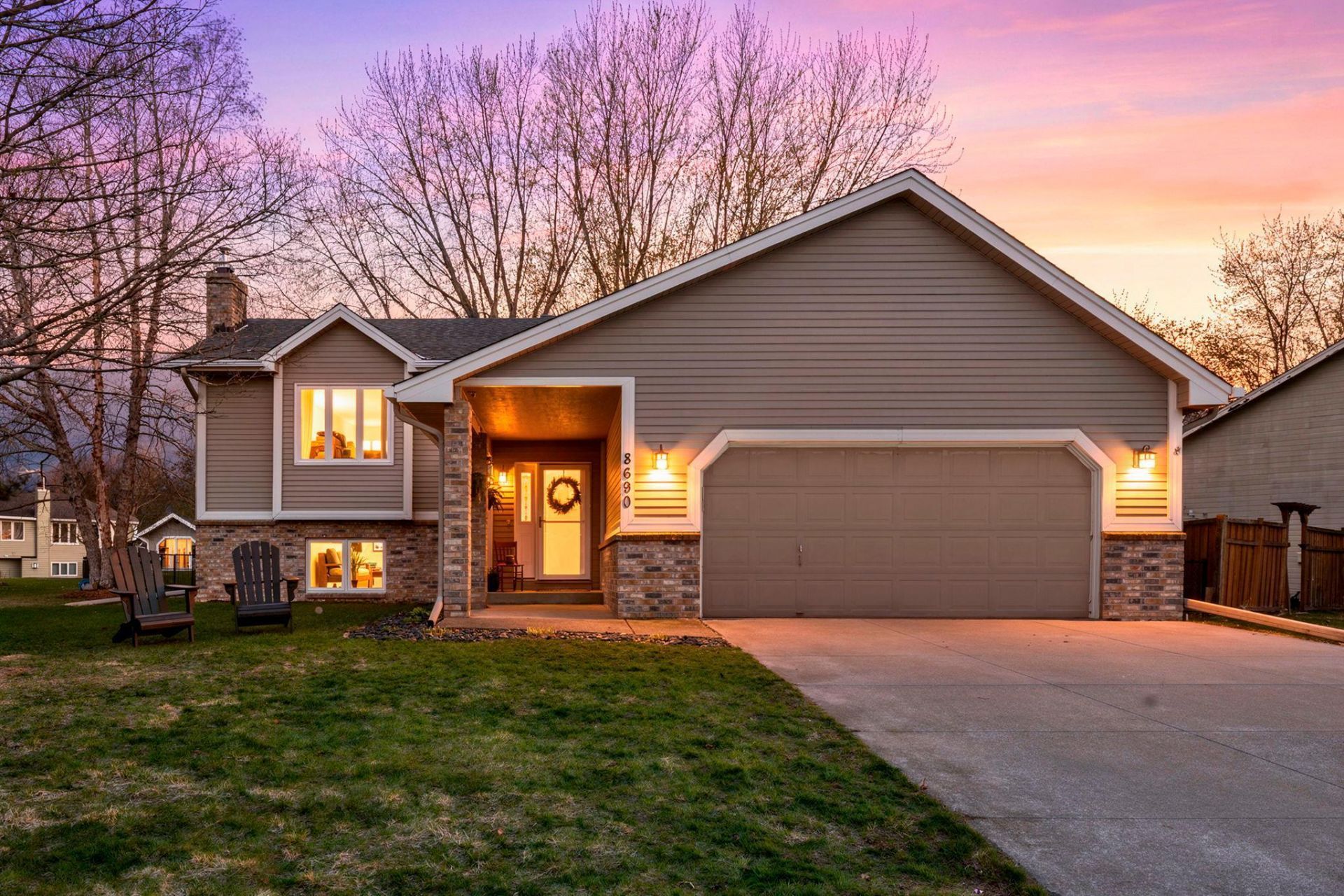 8690 Chanhassen Hills Drive N, Chanhassen, MN 55317 Main Photo