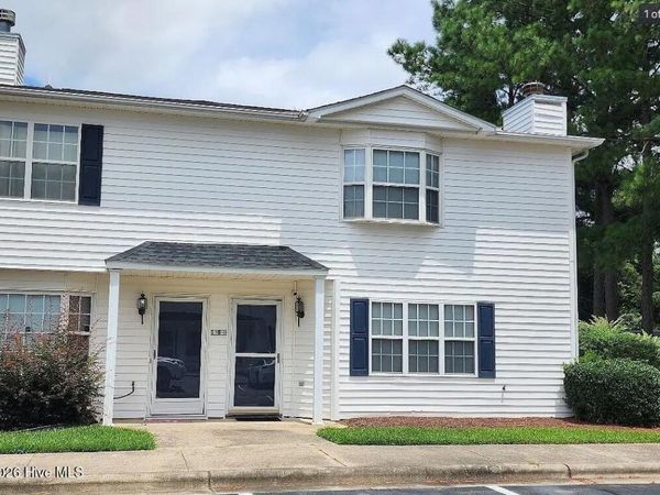 1035 Spring Forest Road, Unit D10, Greenville, NC 27834
