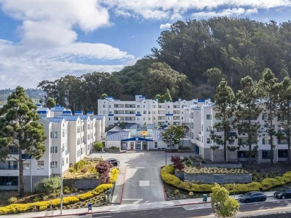 535 Pierce St, Unit 2110, Albany, CA 94706