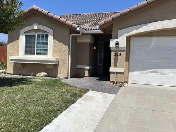 325 Princeton Street, Santa Paula, CA 93060