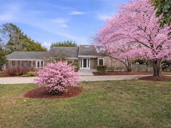 24 Liberty Street , Westhampton Beach, NY 11978