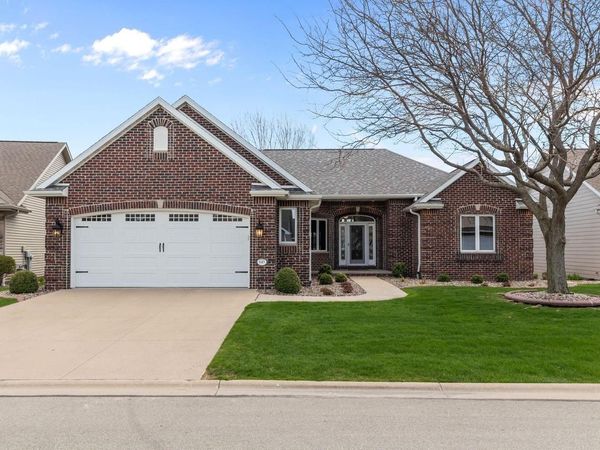 849 Whisper Falls LANE, Menasha, WI 54952