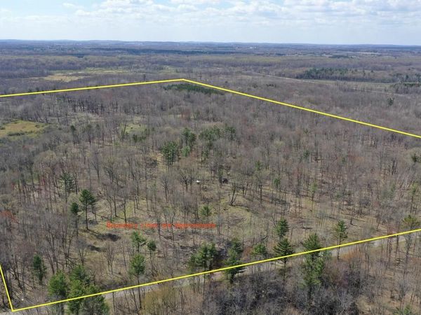 N10755 ASHLEY ROAD, Clintonville, WI 54929