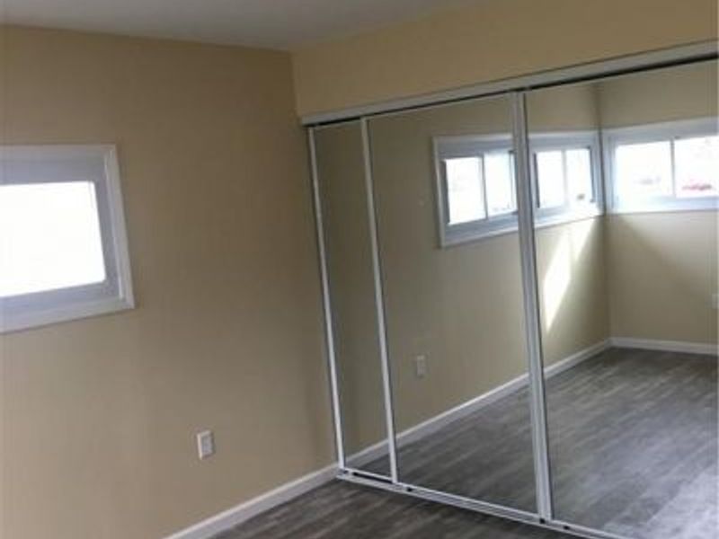 2443 Amberly Drive, Youngstown, OH 44511 Photo 9