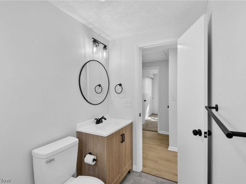 6525 Sandfield Drive, Brook Park, OH 44142 Photo 15