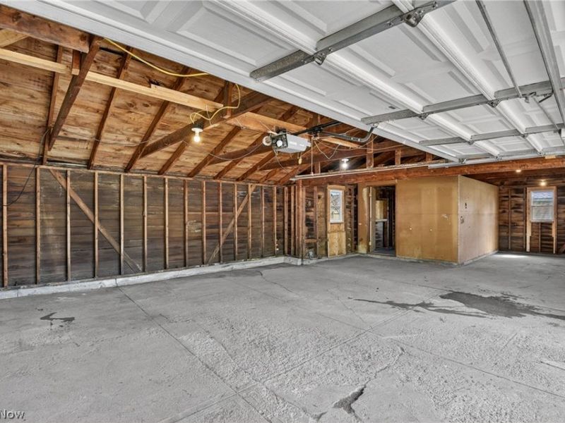 6525 Sandfield Drive, Brook Park, OH 44142 Photo 28