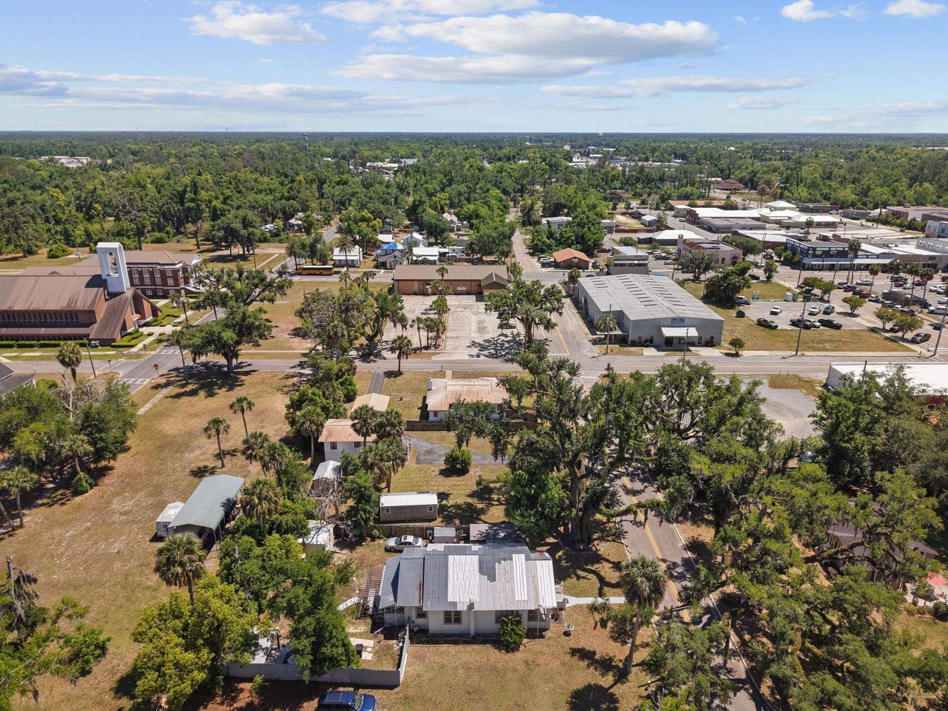 304 E Main Street, Perry, FL 32347 Photo