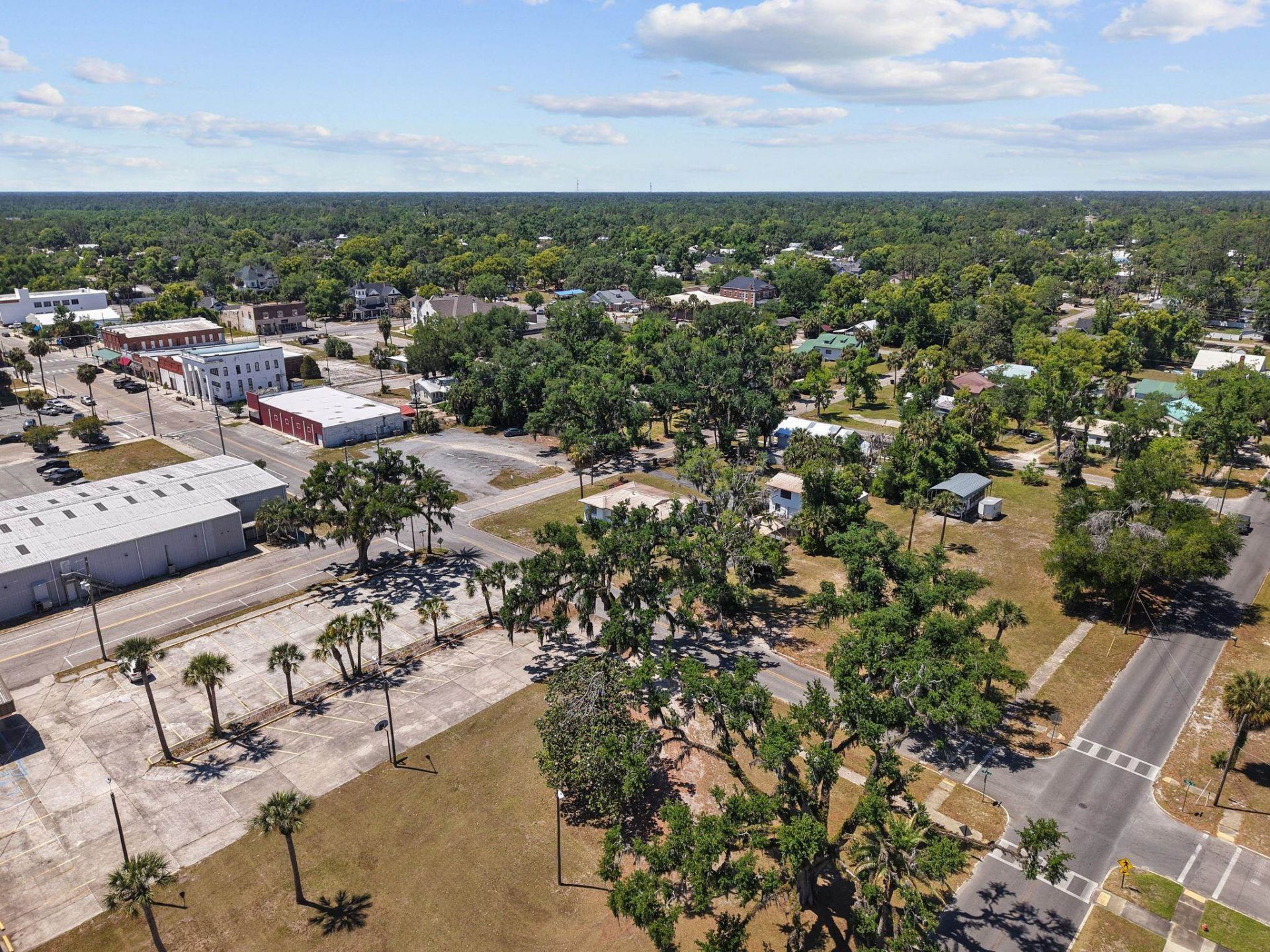304 E Main Street, Perry, FL 32347 Photo