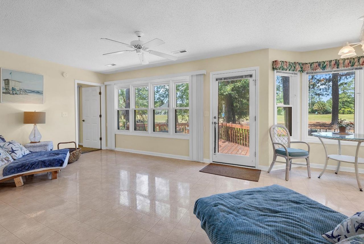 248 Cottonwood Ln. Photo 14