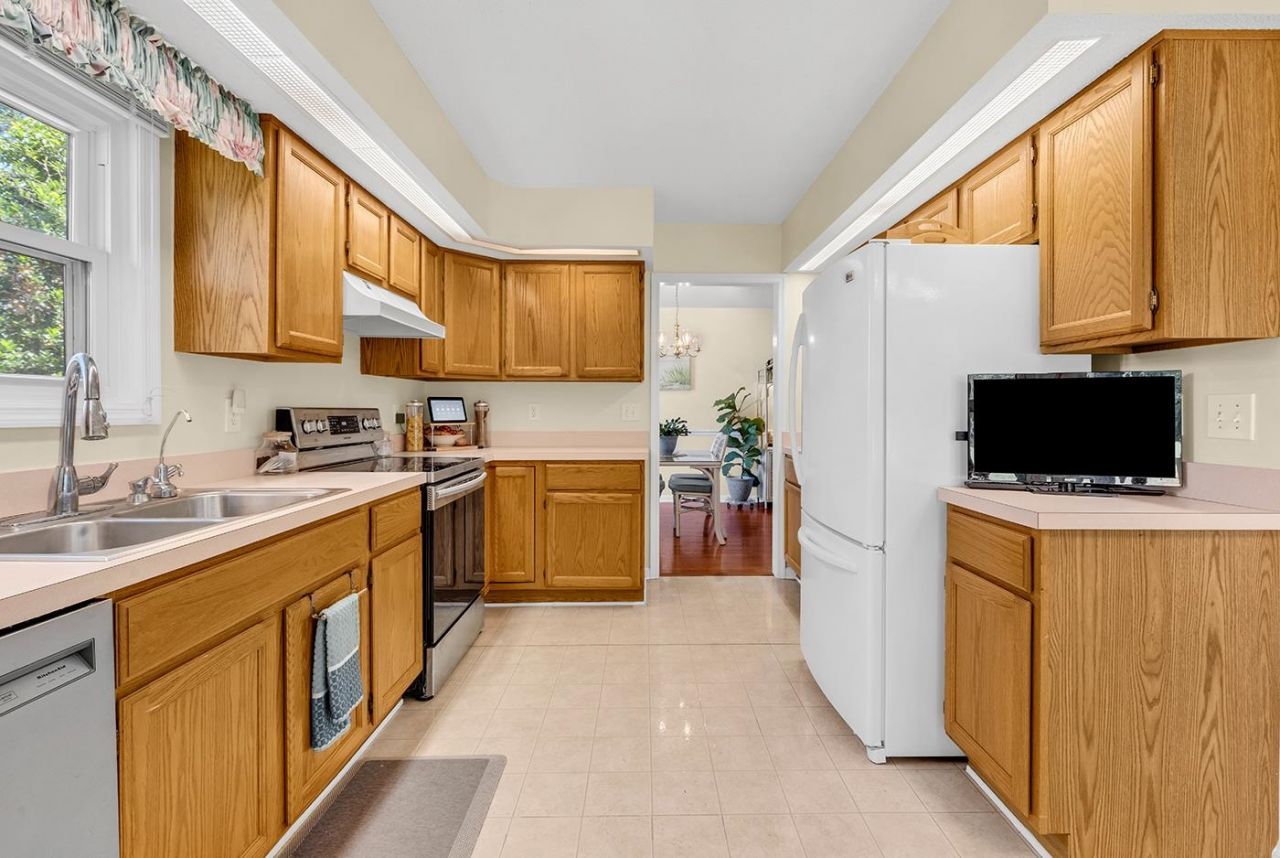 248 Cottonwood Ln. Photo 18