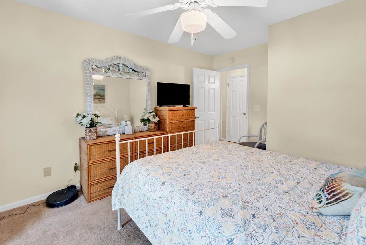 248 Cottonwood Ln. Photo 32