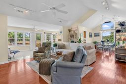 248 Cottonwood Ln. photo 4