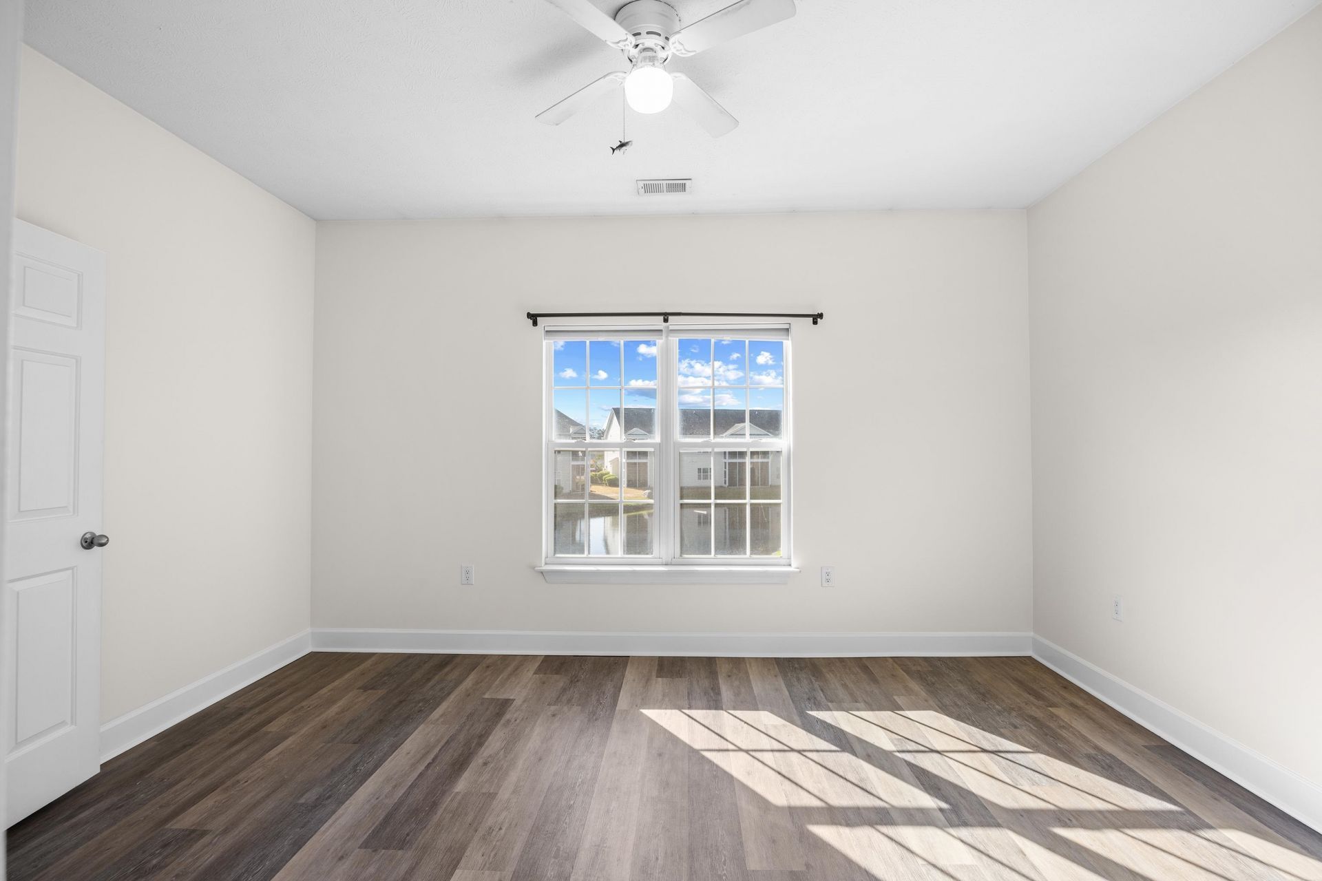 5011 Harvest Dr.  Photo 15