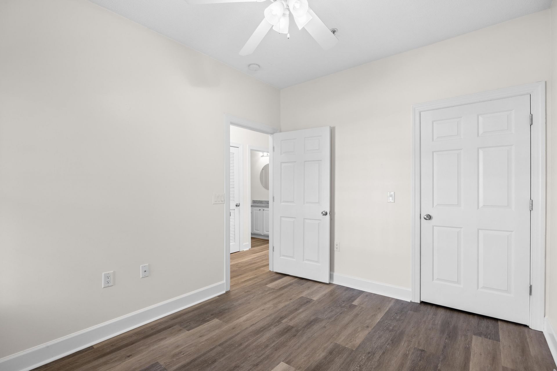 5011 Harvest Dr.  Photo 21