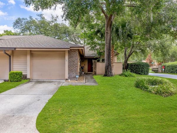 601 ALBANY COURT , LONGWOOD, FL 32779