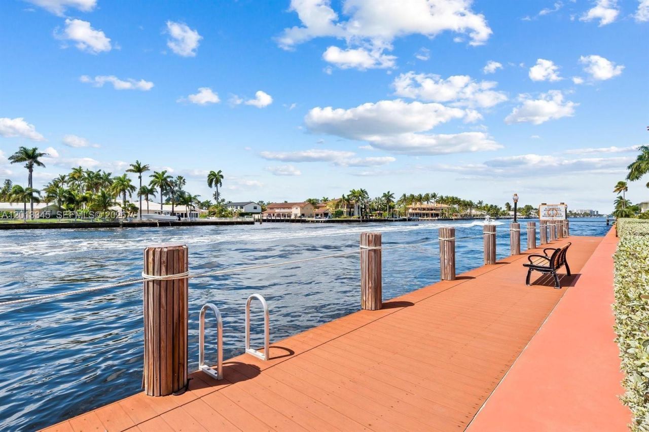 3200 NE 36th St , Unit 504, Fort Lauderdale, FL 33308 Photo