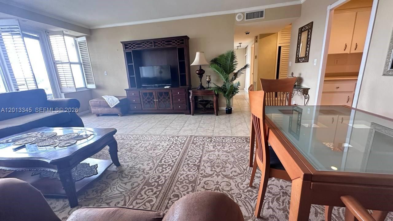 3200 NE 36th St , Unit 504, Fort Lauderdale, FL 33308 Photo