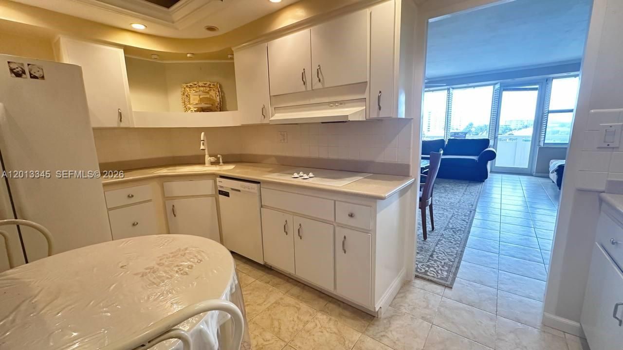 3200 NE 36th St , Unit 504, Fort Lauderdale, FL 33308 Photo