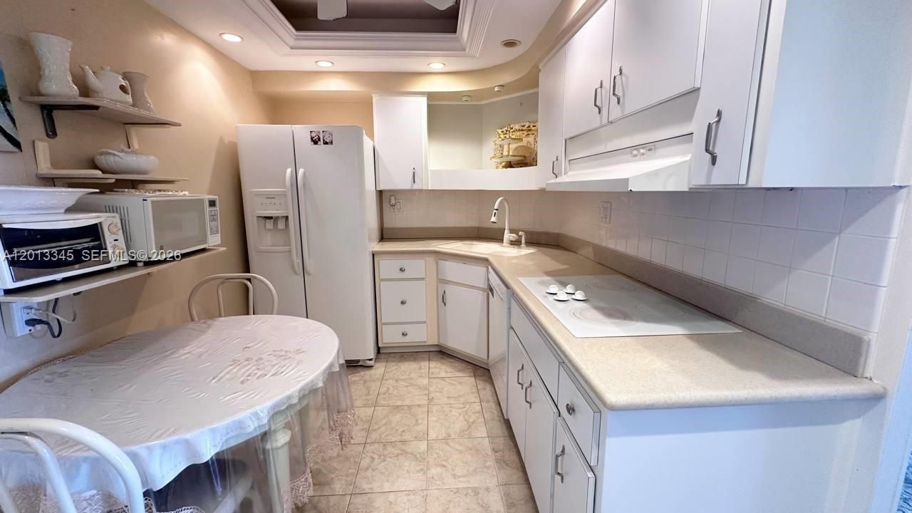 3200 NE 36th St , Unit 504, Fort Lauderdale, FL 33308 Photo