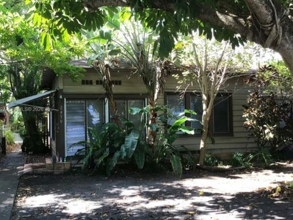 2430 SW 25th Ter, Miami, FL 33133