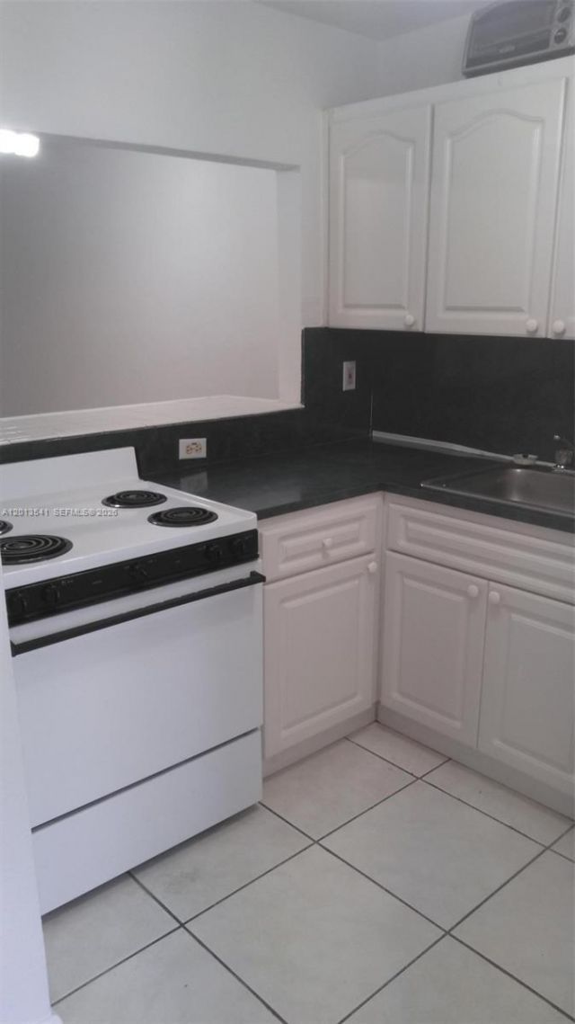 1441 Lincoln Rd , Unit 414, Miami Beach, FL 33139 Photo