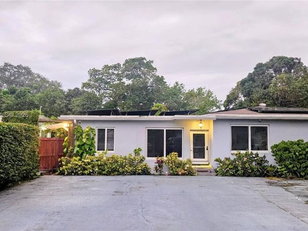 830 NE 159th St , Unit Studio, North Miami Beach, FL 33162