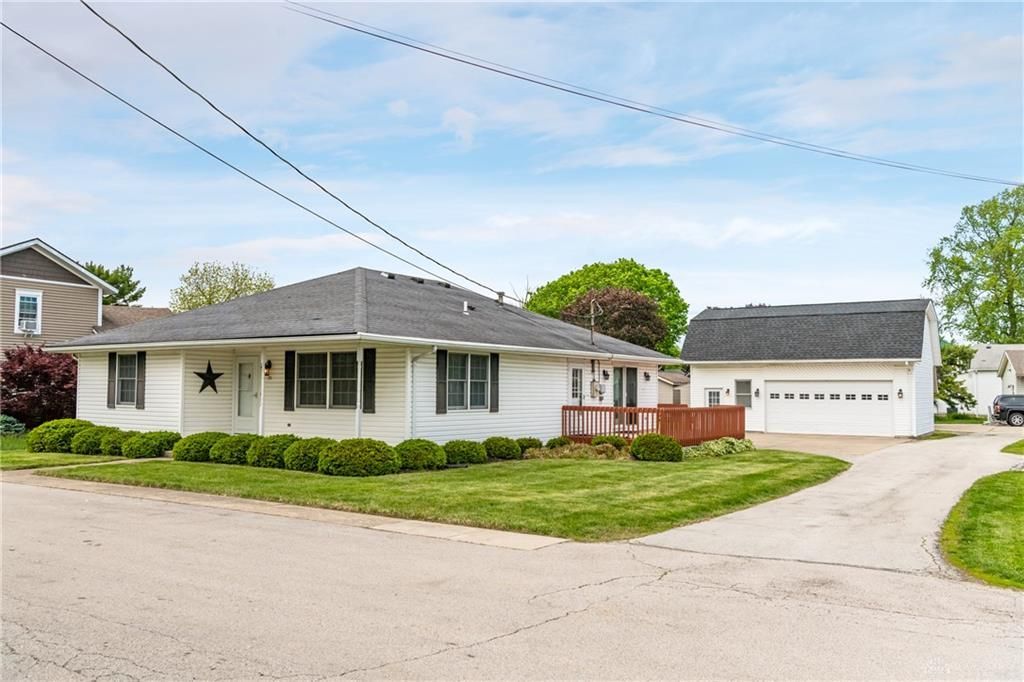 20 W Walnut Street, Clay Township, OH 45354 Main Photo