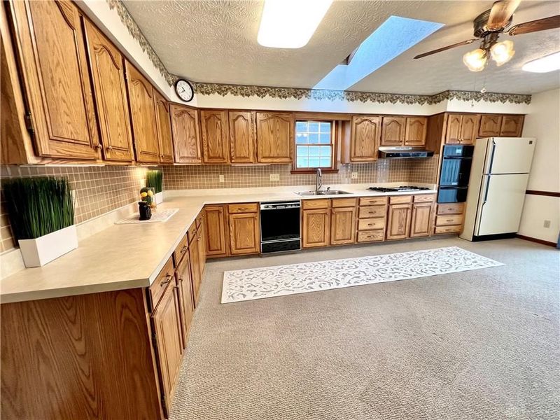 20 W Walnut Street, Phillipsburg, OH 45354 Photo 10