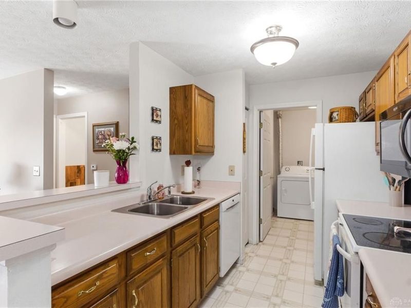 6680 Wareham Court, Unit 3, Centerville, OH 45459 Photo 11