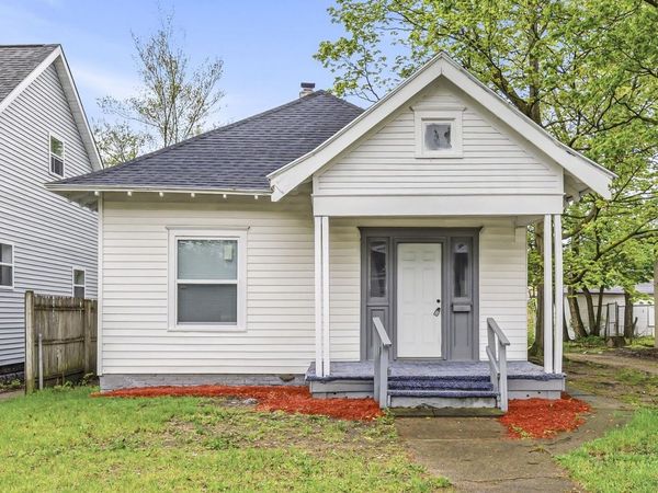 1310 Kinyon Street, South Bend, IN 46616