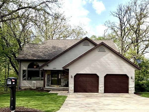 1257 Trail Drive , Dixon, IL 61021