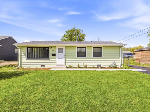 58 Golfview Lane , Carpentersville, IL 60110
