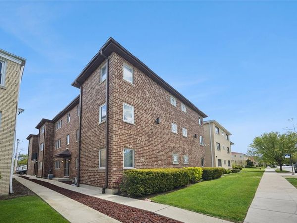 6625 N Northwest Highway , Unit 303, Chicago, IL 60631