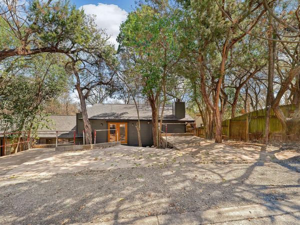 903-905 Hillyer ST, San Marcos, TX 78666