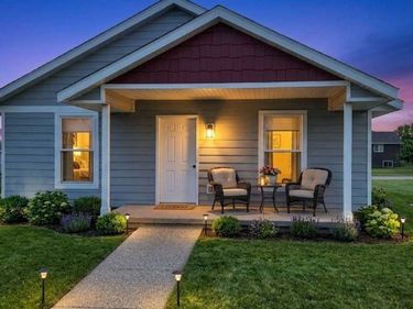 716 Washington Street, Kenyon, MN 55946