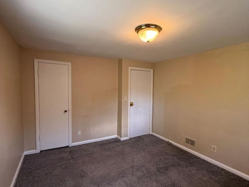 5843 Monfort Hills Avenue, Cincinnati, OH 45239 Photo 6