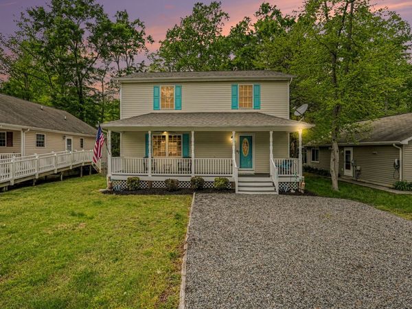 227 12th Street , Colonial Beach, VA 22443