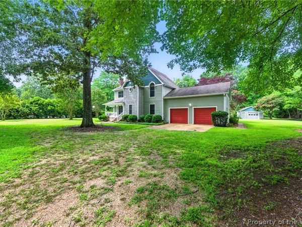 1496 Victory Hill Road , Hayes, VA 23072