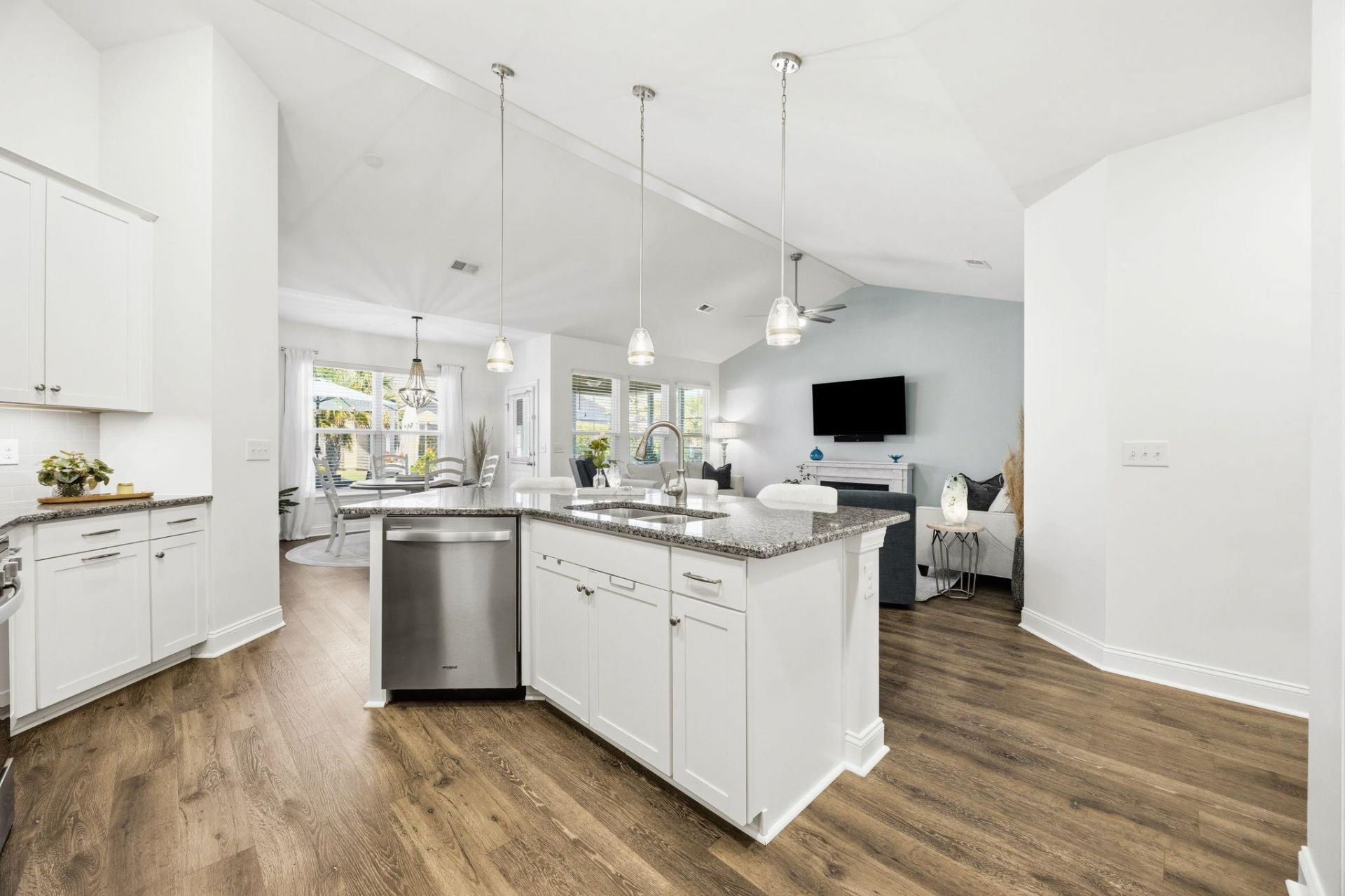 1822 Parish Way  Photo 11