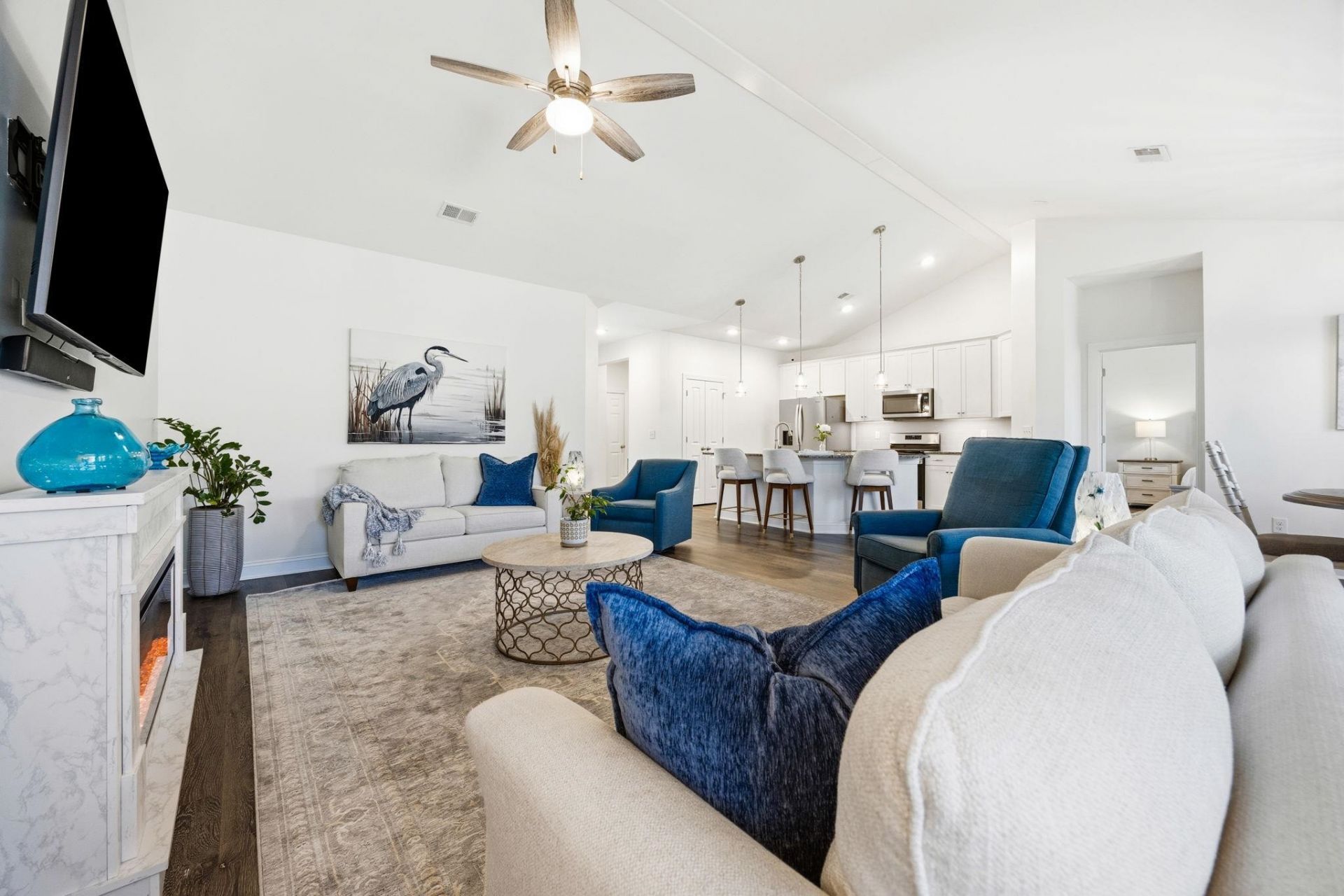 1822 Parish Way  Photo 5
