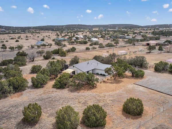 11 Woods End Road, Edgewood, NM 87015