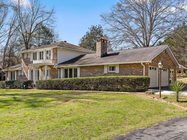 9113 Edgewater Road , Chattanooga, TN 37416