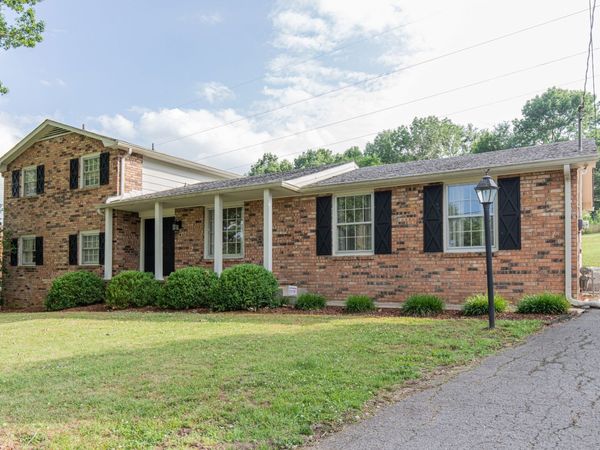 2935 Walnut Crest Dr , Antioch, TN 37013