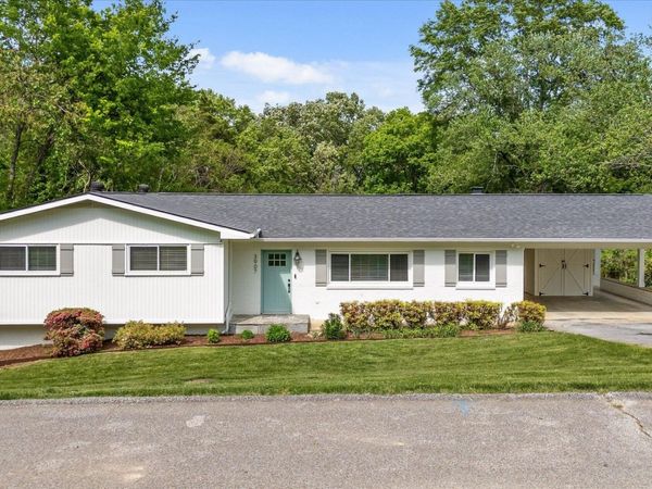 3907 Lake Haven Circle , Chattanooga, TN 37416